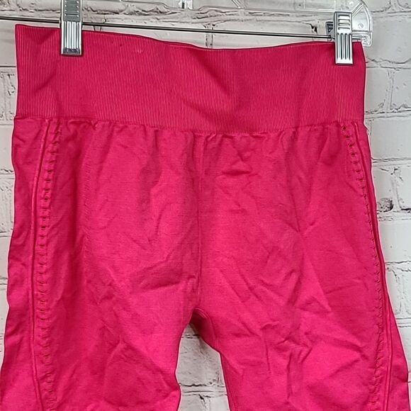 Fabletics Women's Hot Pink Luciana Seamless High Waisted Capri Leggings Active - Picture 4 of 12